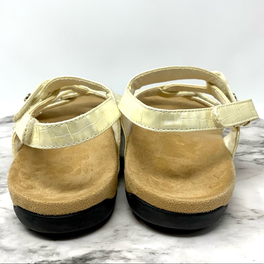 Vionic Paros Pearl Cream Patent Adjustable Comfort Sandals 8 Resortwear Coastal - Picture 5 of 14